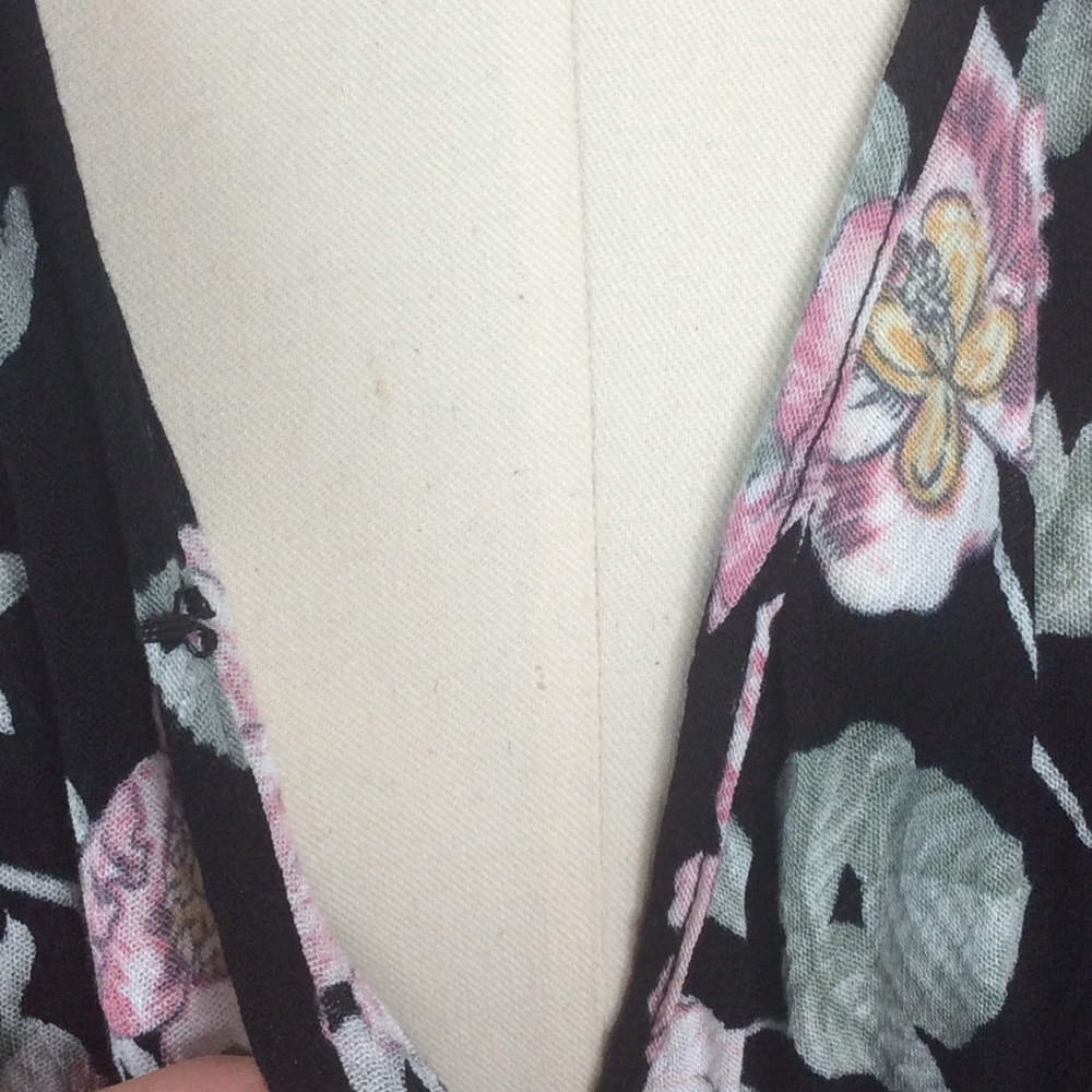 Floral top - Picture 5 of 6